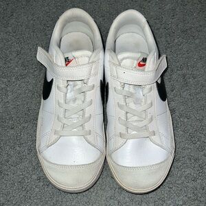 Youth Nike Blazers size 3Y